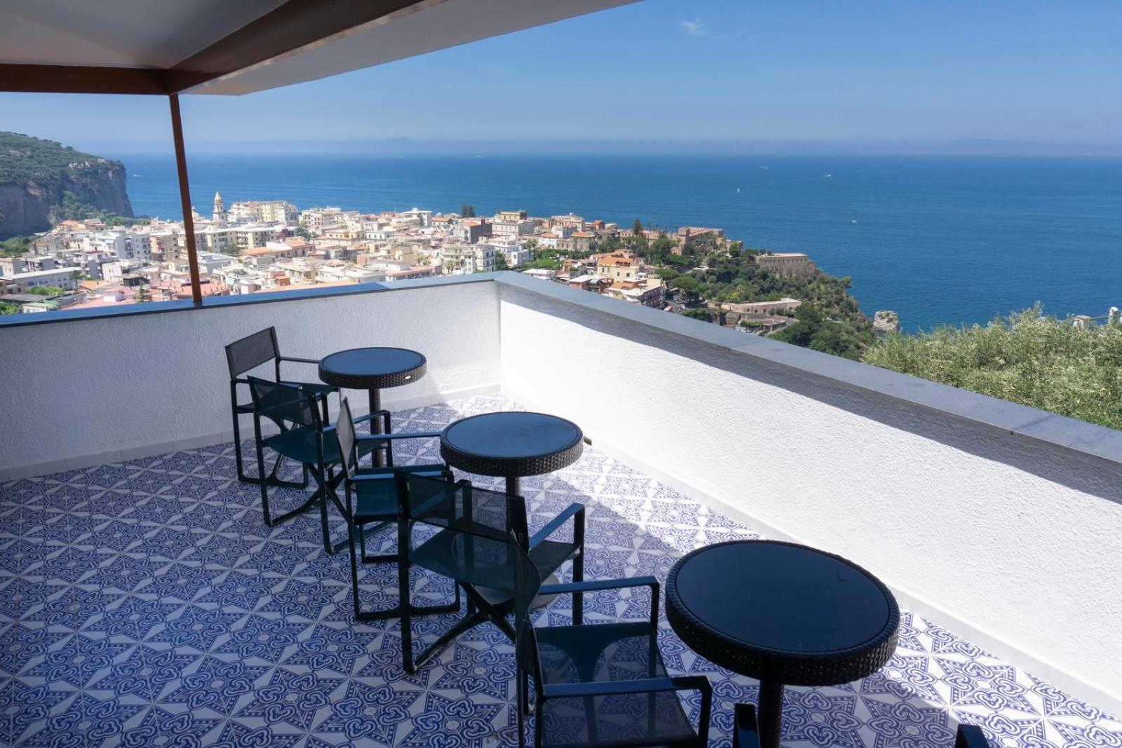 Appartamento In Villa Ariel Vico Equense Exterior photo